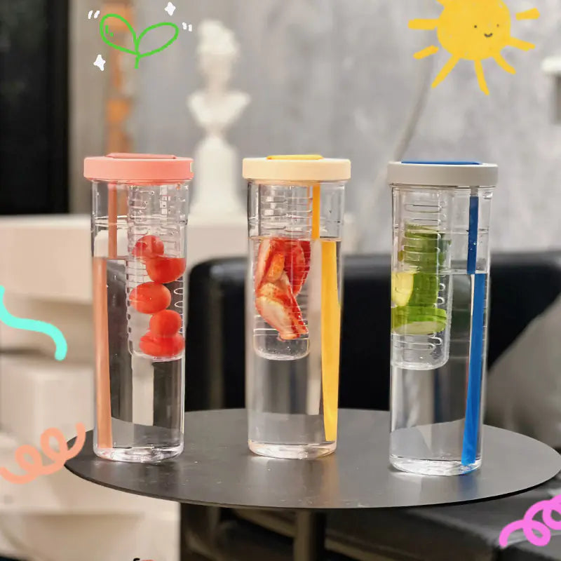 In Style Portable Plastic Juice Cup with Straw